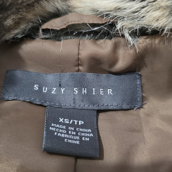 Suzy Shier | Faux Fur Long Vest | XS Boho Glam Sleeveless Layering Jacket - Picture 6 of 9